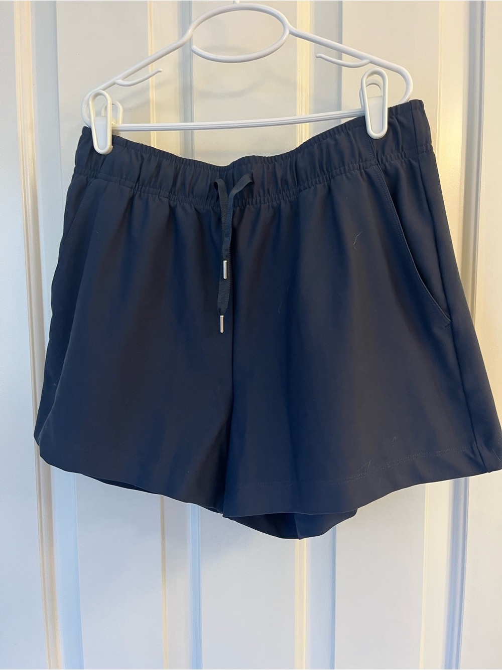 Women’s Old Navy and Gap Running Shorts Set of 3 — Navy, Black & Camo sizesmall - Picture 10 of 13